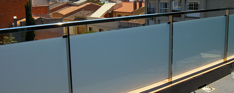 Barandilla montada en San Boi de Llobregat, El Prat de Llobregat, Barcelona, Cornellá, Hospitalet... 